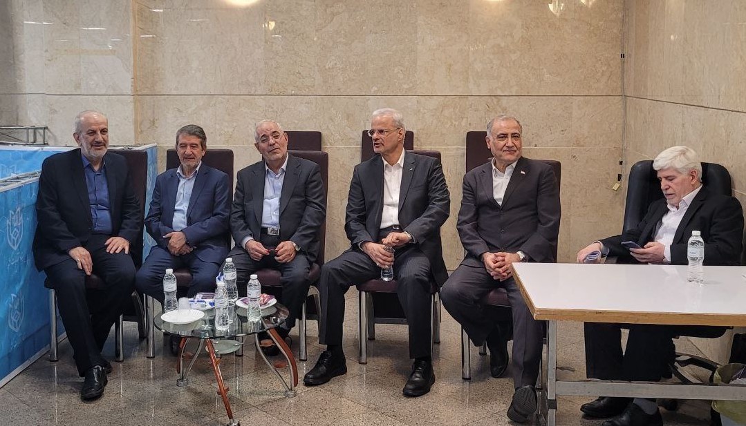 همراهان++احمدی+نژاد