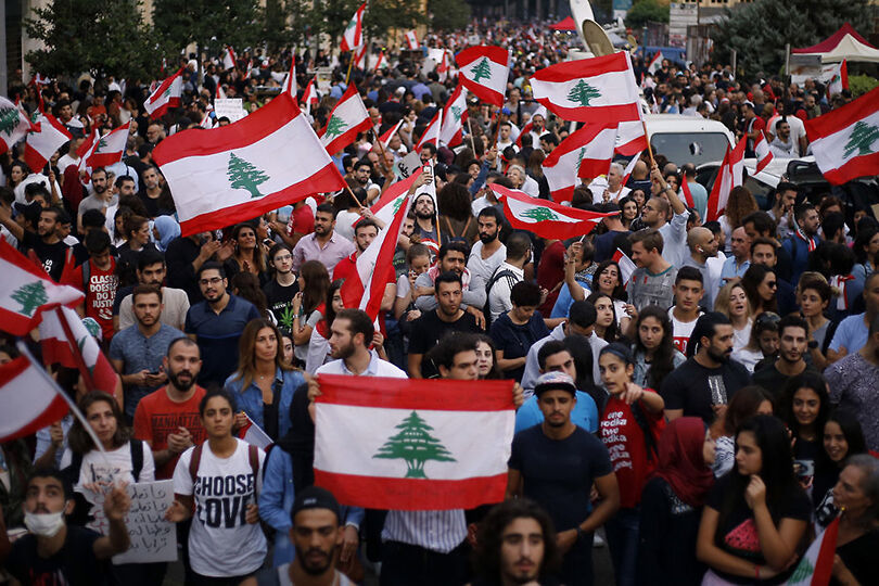 احتجاجات مرتقبة أمام مؤسسات رسمية في لبنان.. وأميركا تفشل في التأثير على الشارع