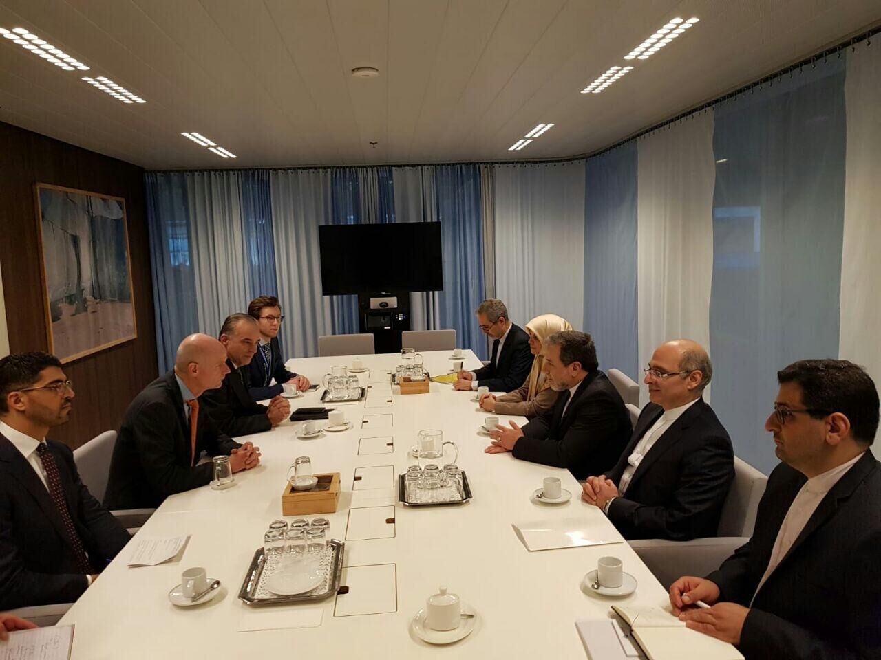 ايران تؤكد لأوروبا استمرار تقليص التزاماتها النووية حتى استيفاء حقوقها