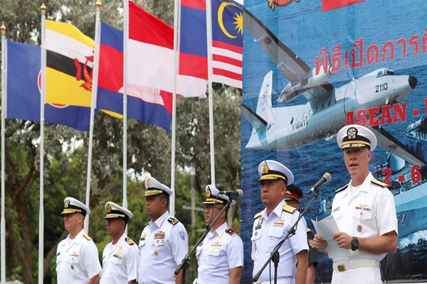 ادامه تقابل آمریکا با چین؛ رزمایش نیروی دریایی آمریکا با 10 کشور آسیایی