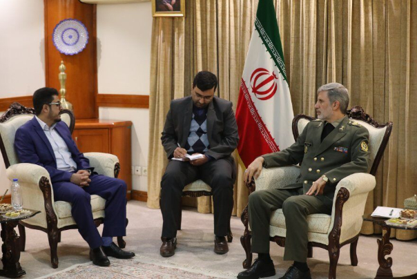 وزير الدفاع الايراني: لا حل عسكريا للقضية اليمنية وصمود الشعب اليمني احبط مزاعم حكام الرياض