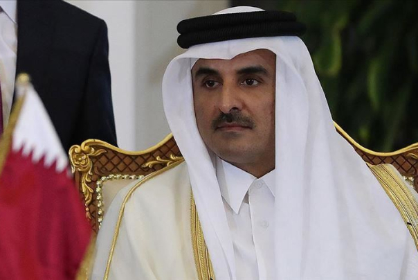 أمير قطر يصل إلى طهران للقاء الرئيس روحاني