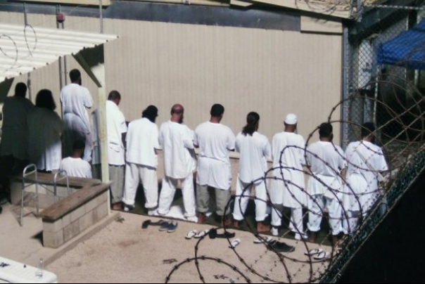 «گوانتانامو» به زندان «الرزین» امارات شرف داشت