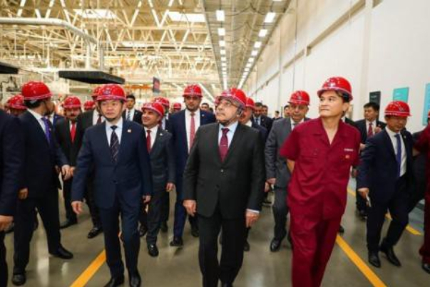 برلماني عراقي: المطامع الامريكية لن توقف العمل بالاتفاقية الصينية