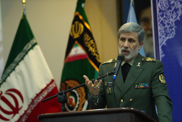 وزير الدفاع الايراني يتوعّد بالردّ على أي تهديد وفي أي مستوى كان