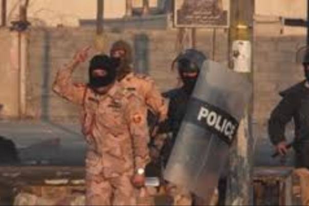 ارتش عراق از مجروح شدن سربازانش به ضرب گلوله افراد ناشناس در بغداد خبر داد