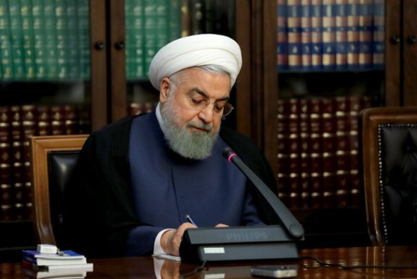 روحانی قانون تعیین سرفصل «جنایات و توطئه های آمریکا» را ابلاغ کرد