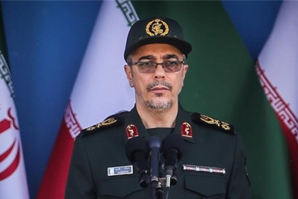 رئيس الاركان الايرانية يعلن إخلاء شوارع المدن لمكافحة كورونا