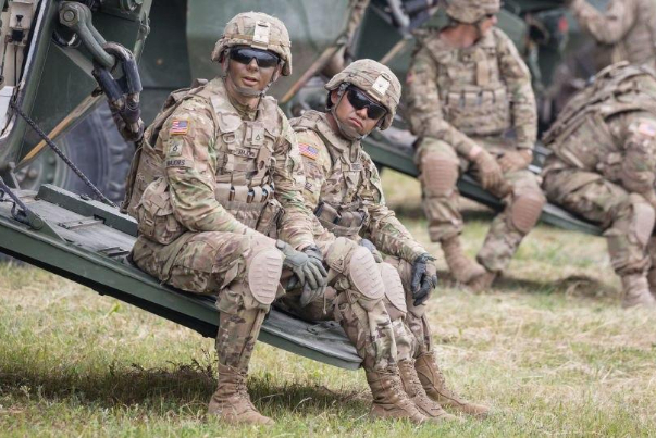 گلوبال تایمز: کووید-19 ارتش آمریکا را تضعیف کرده است
