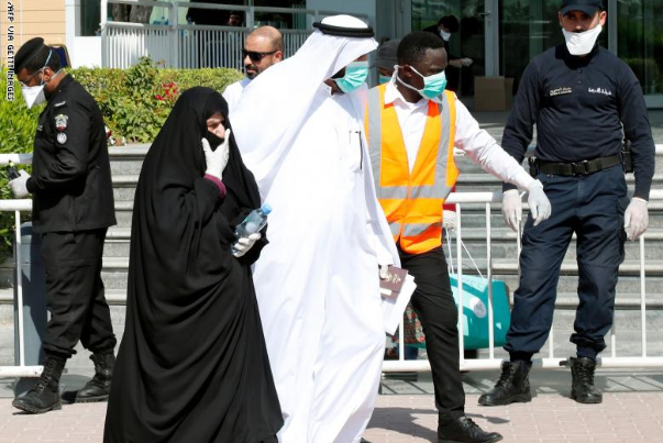 كورونا في السعودية.. تمديد لحظر التجول وسط تفاقم الأوضاع