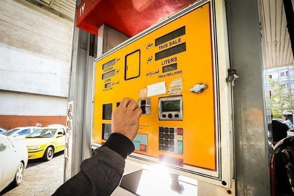 سقف ذخیره سهمیه بنزین در کارت های سوخت خودروهای شخصی افزایش یافت