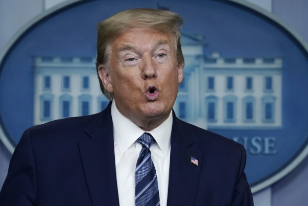 ترامب: الصين تستخدم كورونا لكي أنهزم في انتخابات الرئاسة