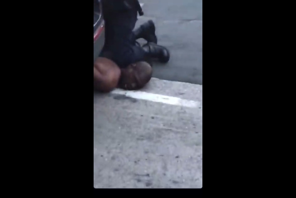 فيديو جديد عن عنف الشرطة الامريكية مع السود