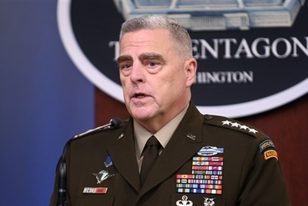 رئيس هيئة الأركان الأمريكية يعتذر لمشاركته في تجول ترامب بعد قمع الاحتجاجات