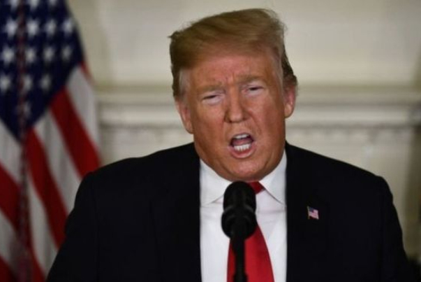 مجلة أميركية: ترامب "يلعب بالنار" وأصبح عاشقًا للسلطة والاغتيالات