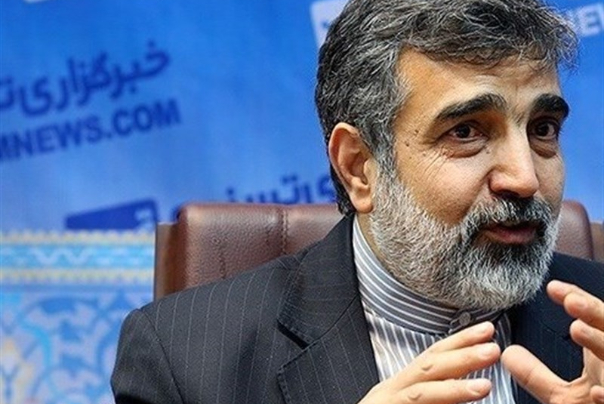 ايران: المجتمع الدولي لا يحتمل المزيد من النزعات الاحادية للبلطجة الامريكية