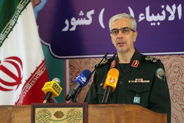 رئيس الاركان الايرانية: الدفاع الحصين عن سماء البلاد يجب أن يبثّ اليأس في نفوس الأعداء