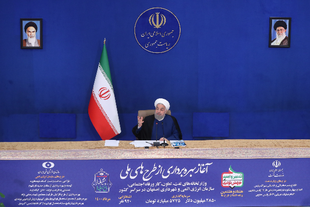 روحاني: الردّ على الحرب الاقتصادية تمثّل في صمود الشعب