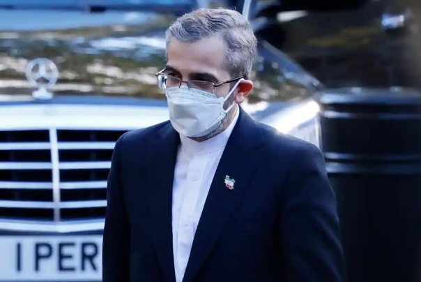 باقري يصل إلى فيينا لاستئناف المفاوضات مع 4+1