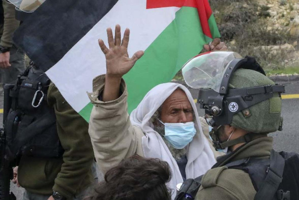 הגדה המערבית: פעיל פלסטיני איקוני מת לאחר שנדרס על ידי כוחות ישראליים