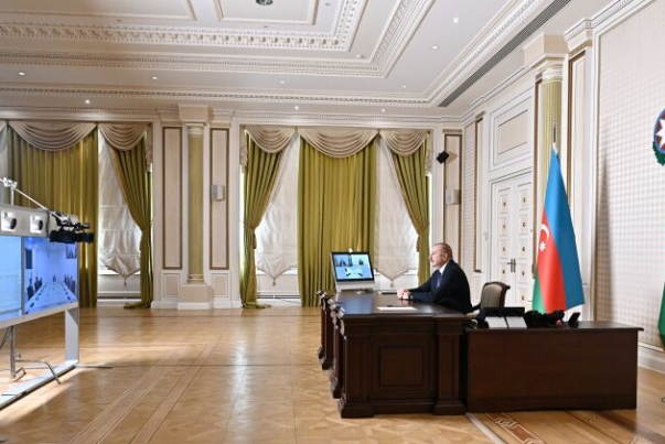 Алиев призвал иранские компании активно участвовать в восстановительных работах в Азербайджане