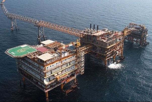 ايران تبرم عقدا لتطوير الطبقات النفطية بحقل بارس الجنوبي