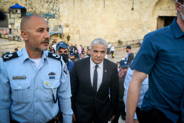 שר החוץ של ישראל מסתער על אזור שער שכם בירושלים