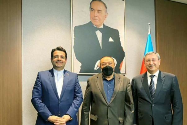 Замглавы МИД Ирана встретился в Баку с азербайджанскими властями