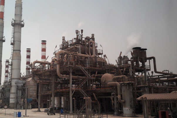 Иран не останавливает нефтяные проекты из-за иностранных стран, заявил глава NIOC