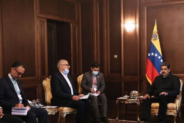 Иран и Венесуэла обсудили вопросы расширения сотрудничества в нефтяной отрасли