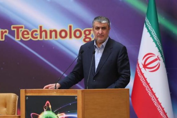 اسلامي يعلن بناء مفاعل نووي للابحاث في منشأة اصفهان