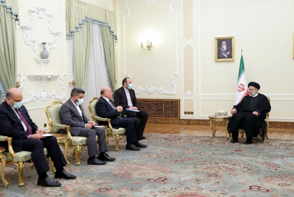 رئيسي: إعادة بناء وتعزيز العلاقات بين السعودية وإيران يخدم أمن المنطقة
