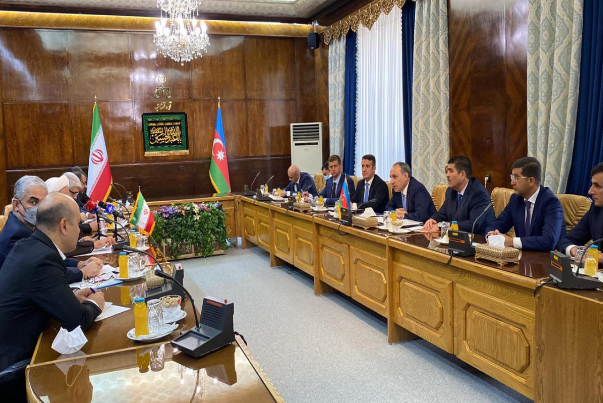 Генпрокурор Азербайджана провел официальные встречи в Иране