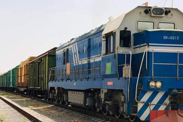 Грузовые поезда из России скоро прибудут в Иран