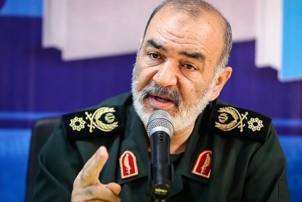 قائد حرس الثورة يتوعّد الأعداء: سنستهدفكم بشبابنا الذين خدعتموهم