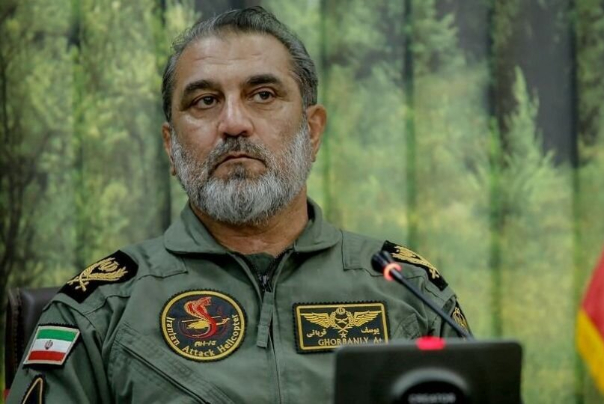 الجيش الإيراني يعلن بدء تصنيع المروحية الوطنية