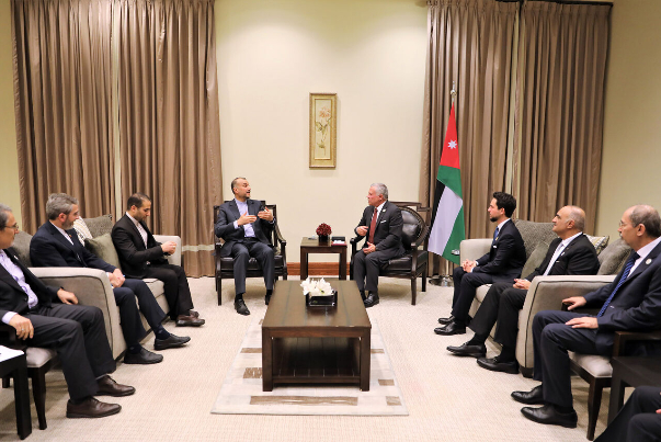 امیرعبداللهیان پیام رئیس‌جمهور را تسلیم پادشاه اردن کرد