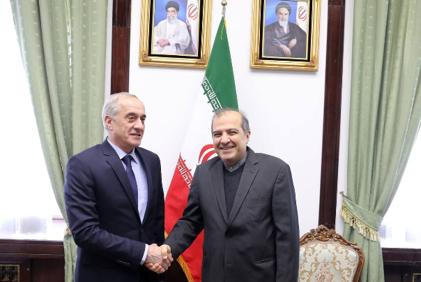 Высокопоставленные сирийские и иранские дипломаты совещались о двусторонних связях