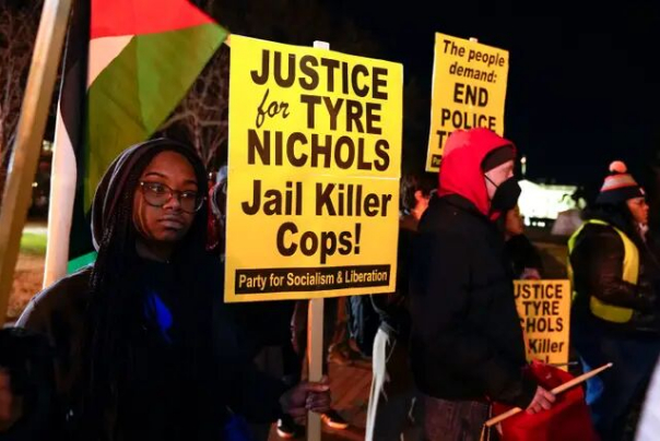 В США вновь начались протесты после убийства полицей афроамериканца