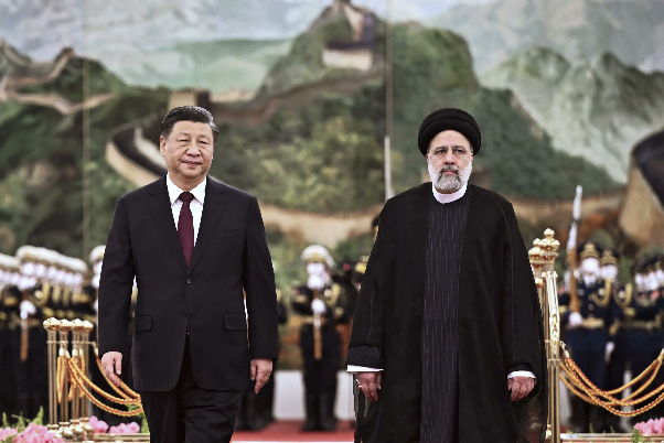 بهمن ماه 1402/ مروری بر سفر رئیس‌جمهور به چین و پیام‌های آن