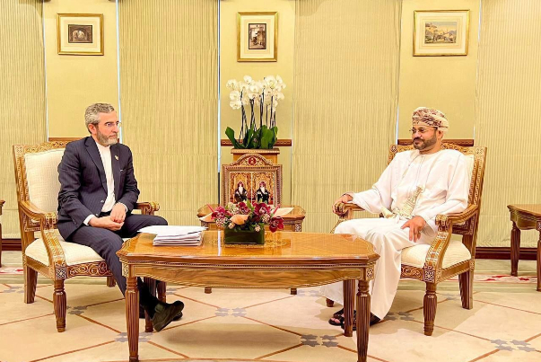 Замглавы МИД Ирана совершил официальный визит в Оман