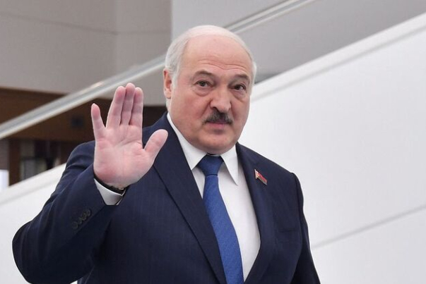 Президент Беларуси прилетел в Тегеран