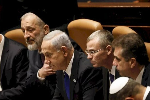 تعديلات نتنياهو للإلتفاف على القضاء تضع الكيان الصهيوني على صفيح ساخن