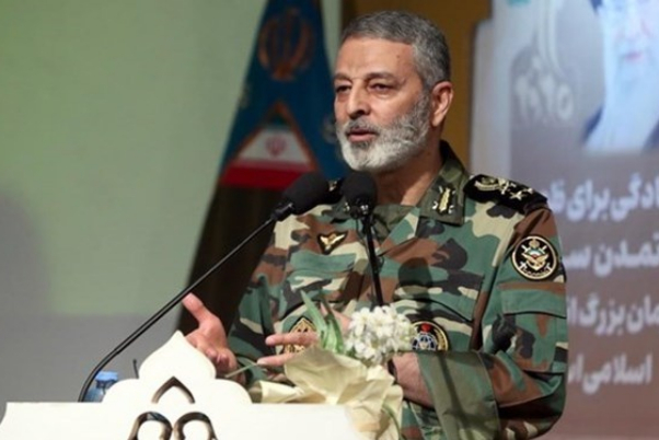 اللواء موسوي: الجيش الايراني مزود بالتقنيات الحديثة