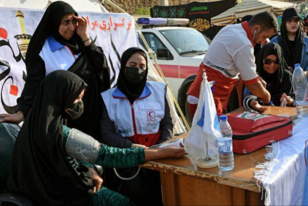 4000 كادر طبي من الهلال الأحمر الايراني يتواجدون في العراق