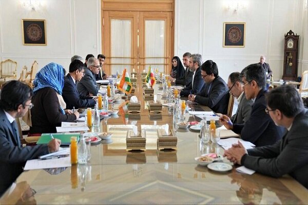 Iran and India urge cooperation within regional alliances framework