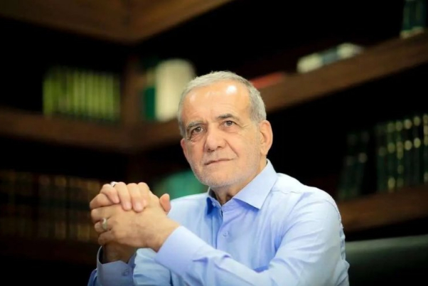 تعرّف على الرئيس الايراني الجديد مسعود بزشكيان