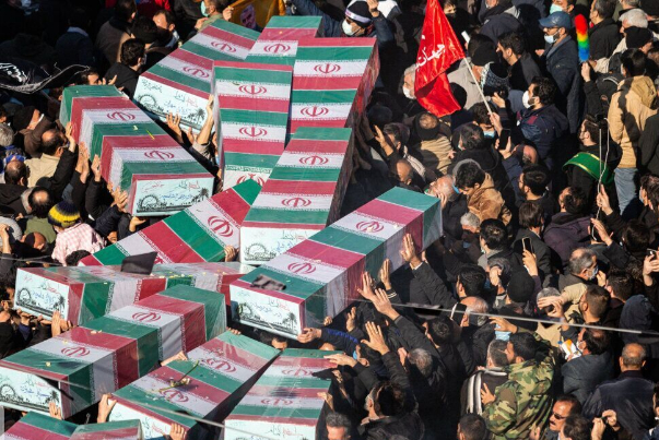 مراسم تشييع جثامين الشهداء المجهولين في جامعة طهران