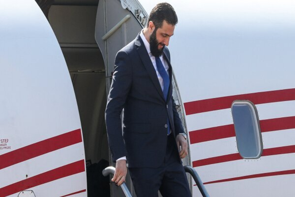 الجولاني يطلب "ضمانة أمريكية" لحضوره إلى بغداد