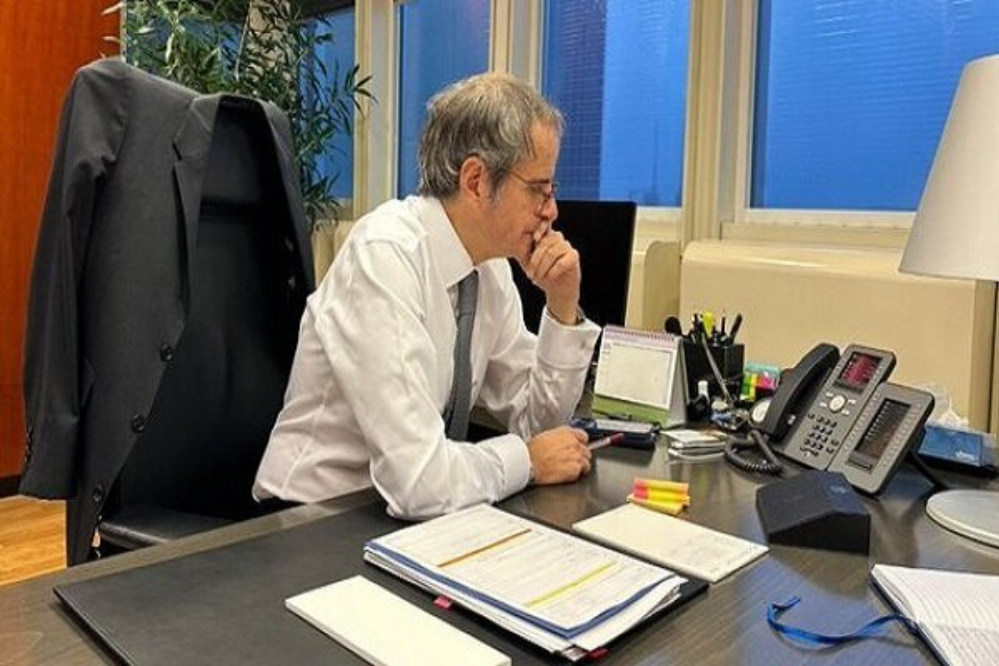 غروسي يناقش البرنامج النووي الايراني مع كالاس